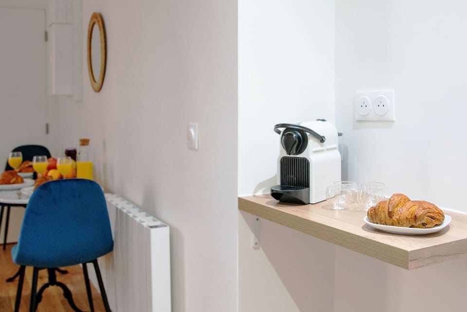 The kitchen and dining area
