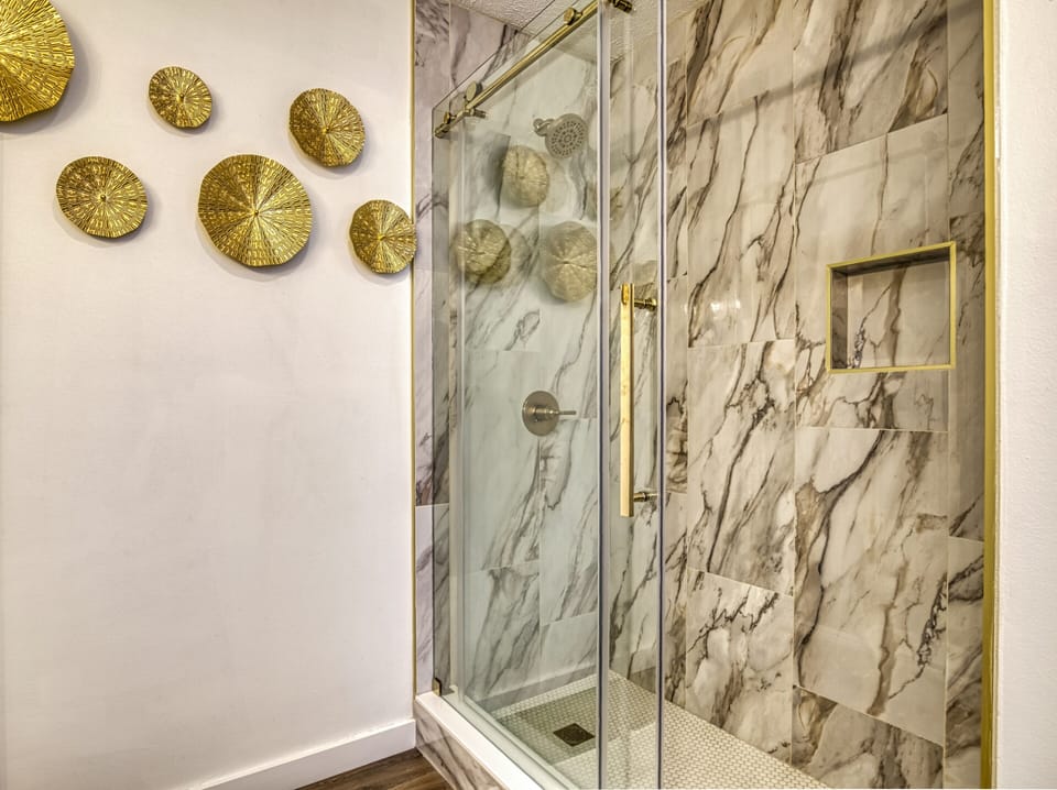 Vacation Rental in the Smoky Mountains "Peak of Perfection" - Bathroom with walk in shower