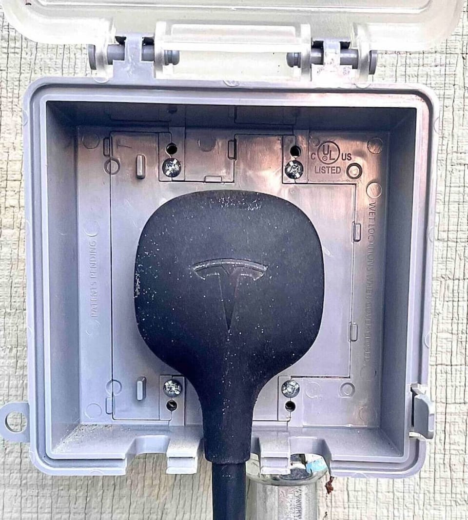Free 240v EV charging adds convenience for electric vehicle travelers. Bring your own cord