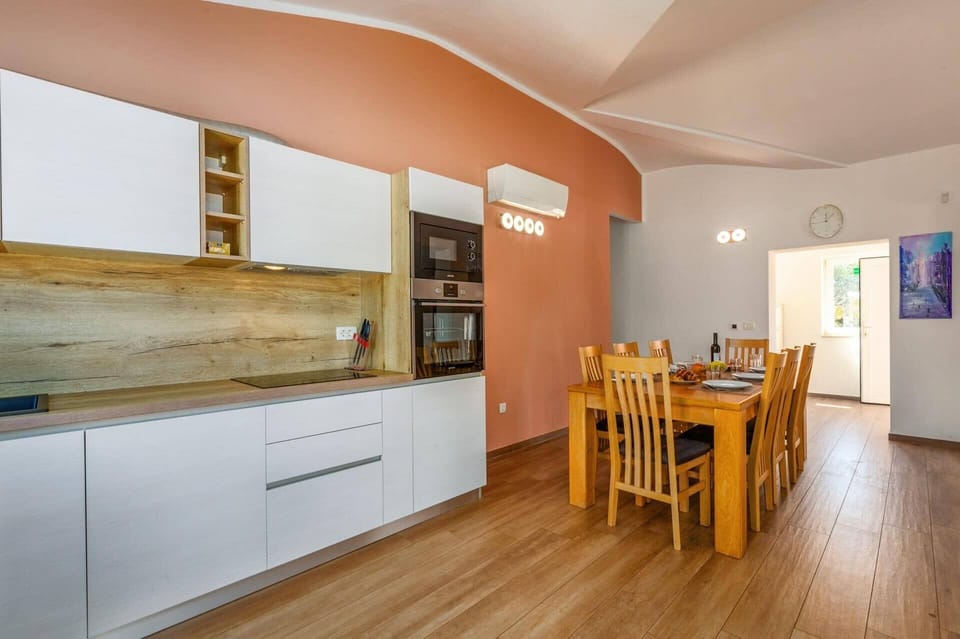 Villa Amalee image