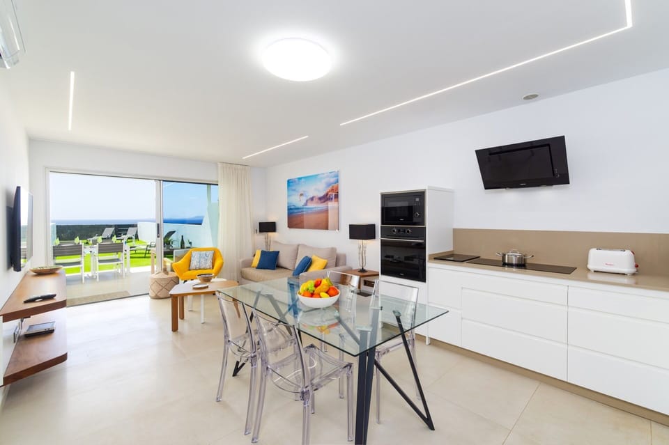 Villa Verde Blanca image