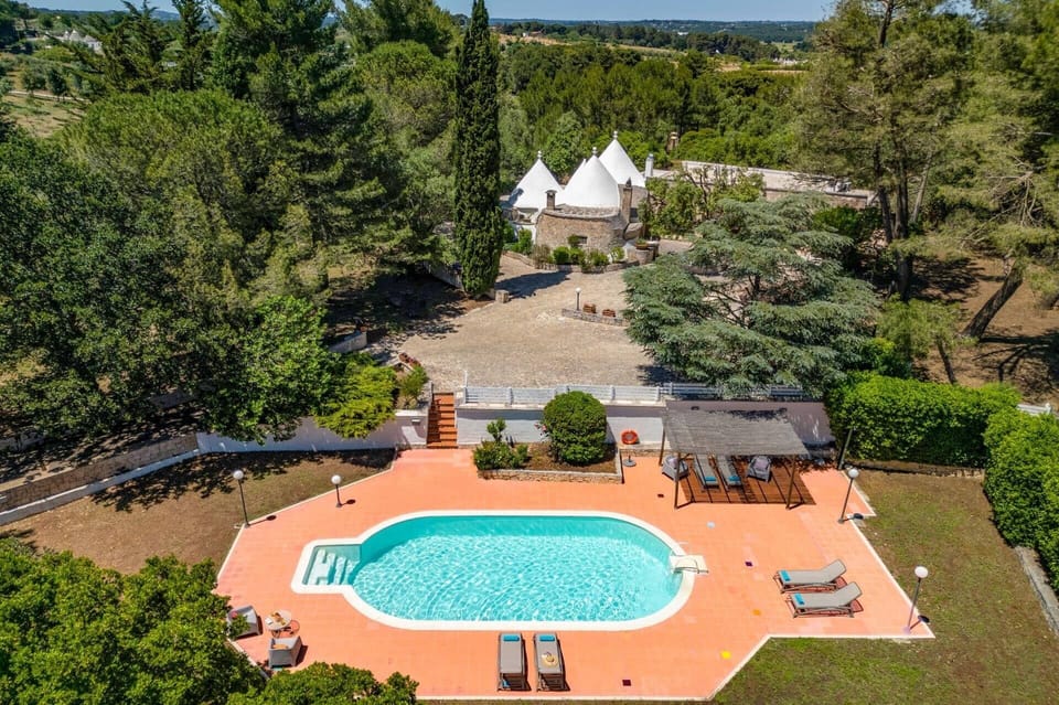 Villa Trullo Lumise image