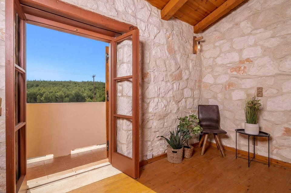 Villa Luciana image