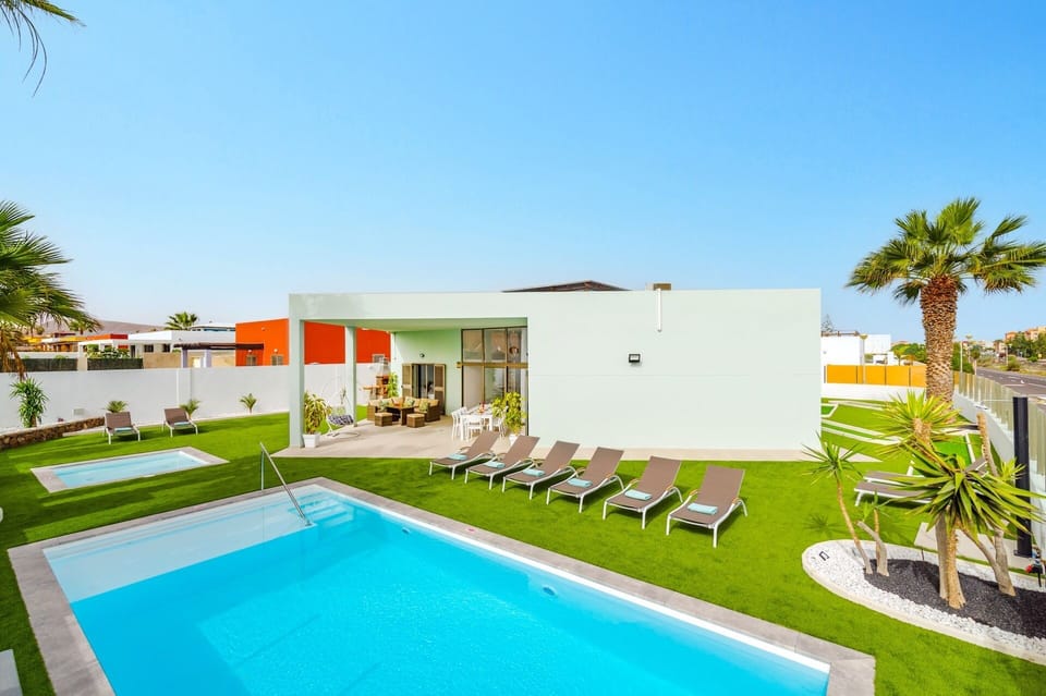 Villa Maresia image