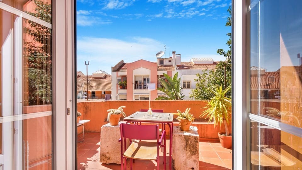 The bedroom has direct access to a private balcony #balcony #sun #summer #airbnb #lisbon