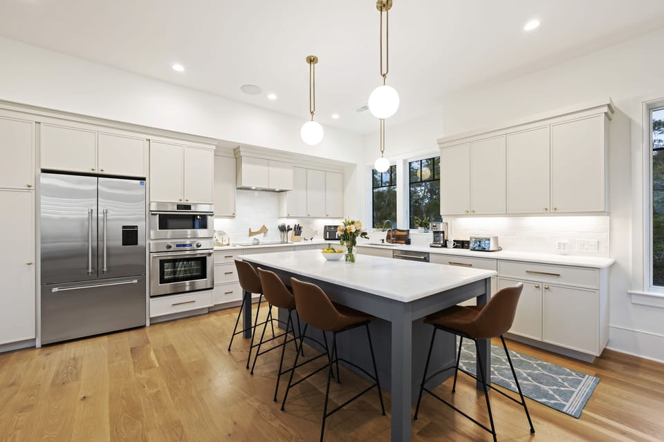 Fully equipped kitchen! A Chef's dream