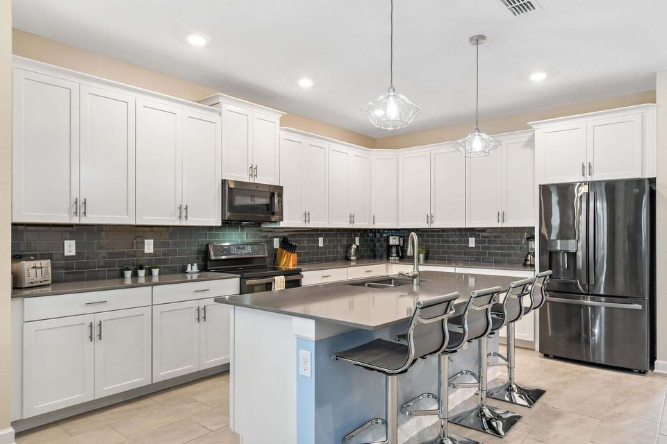 Cook and entertain in the fully-equipped kitchen.