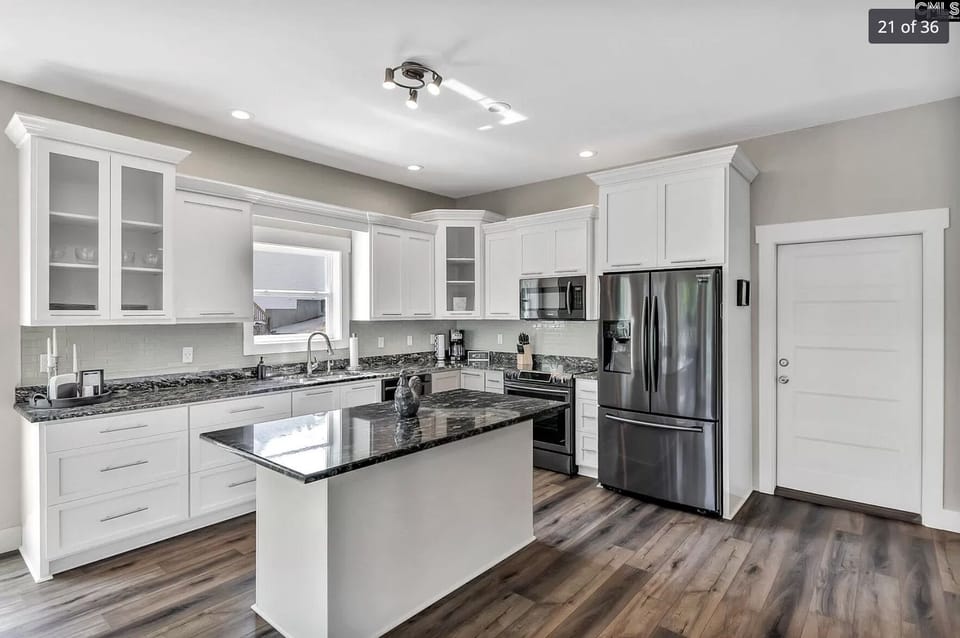 Downstairs area has a full kitchen 