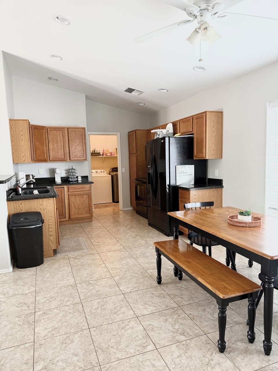 Full kitchen