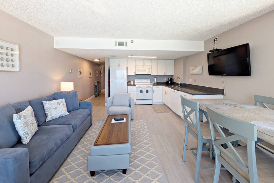 The kitchen & living room combo shares a 40 inch TV with cable and free WiFi.