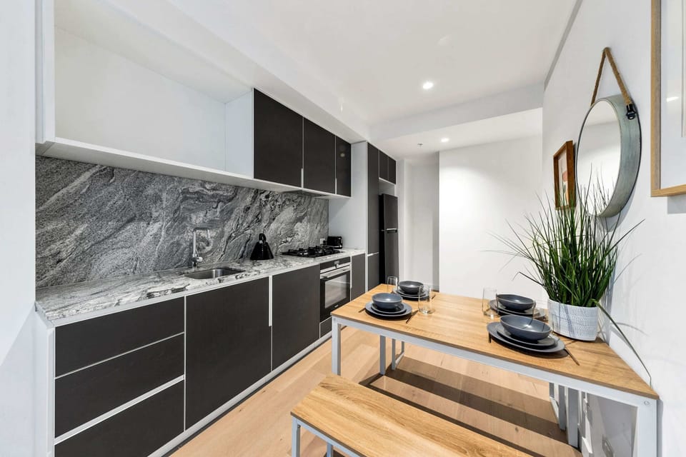 An equipped kitchen.
