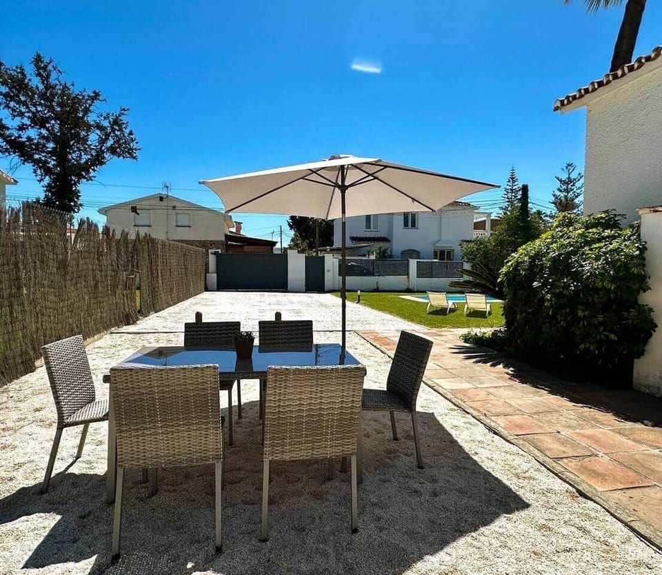 VILLA DEL SOL Beach Premium House Rincón de la Victoria Málaga HOMINGBOOK