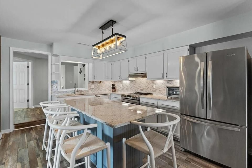 Family Tides - Kitchen