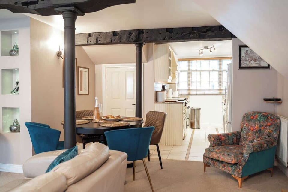 The Open Plan Living Space: Perfect for entertaining or simply enjoying quiet meals with family, this space offers an elegant atmosphere.