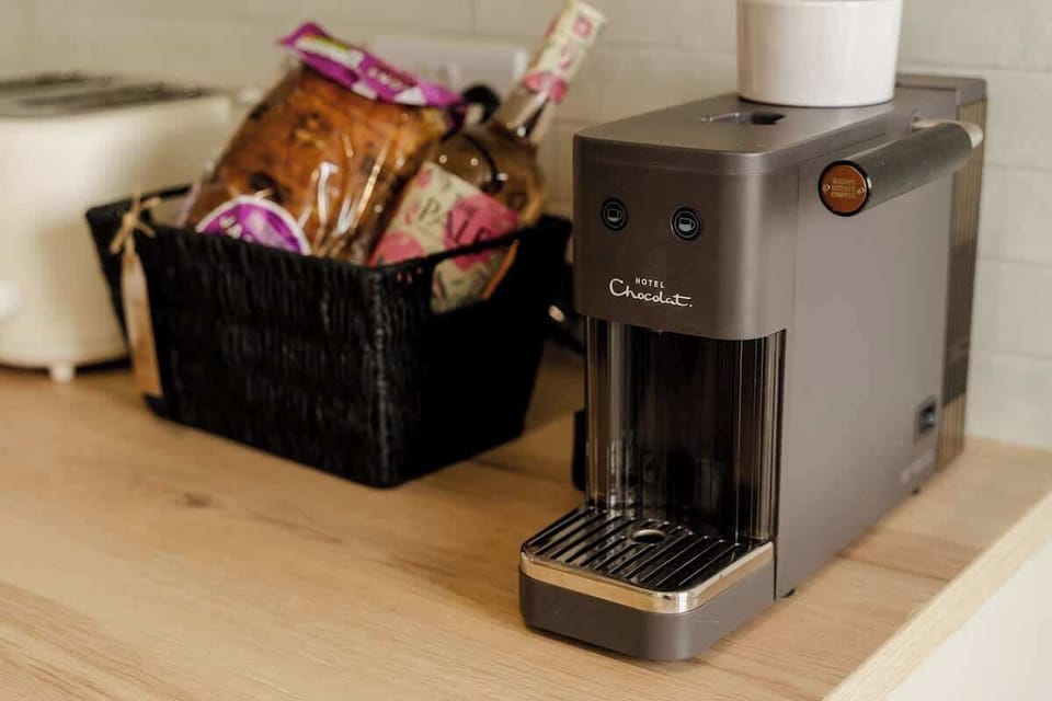 The Kitchen: Complete with a coffee machine - for the perfect start to the day!
