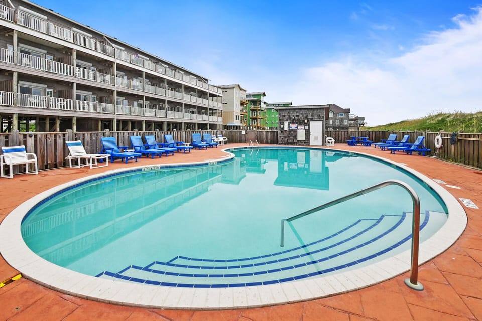 Take a dip in the large, community oceanfront pool at Durant Station.
