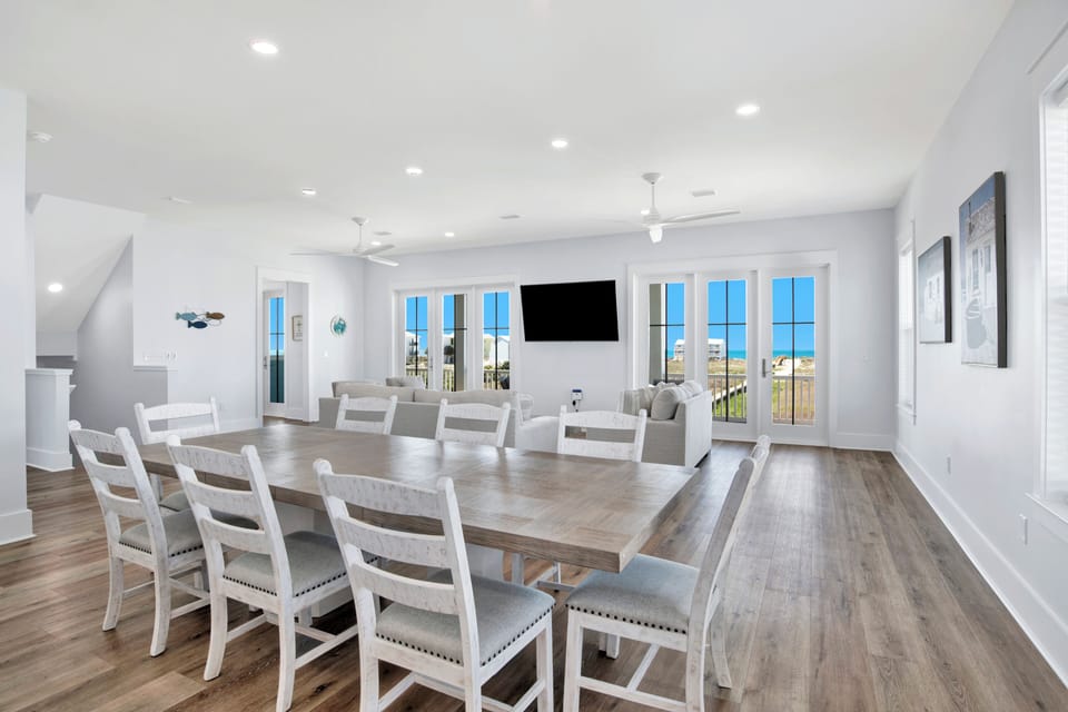 Enjoy views while enjoying your meals