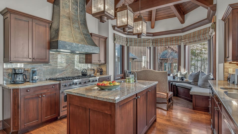 Kitchen, Main Level