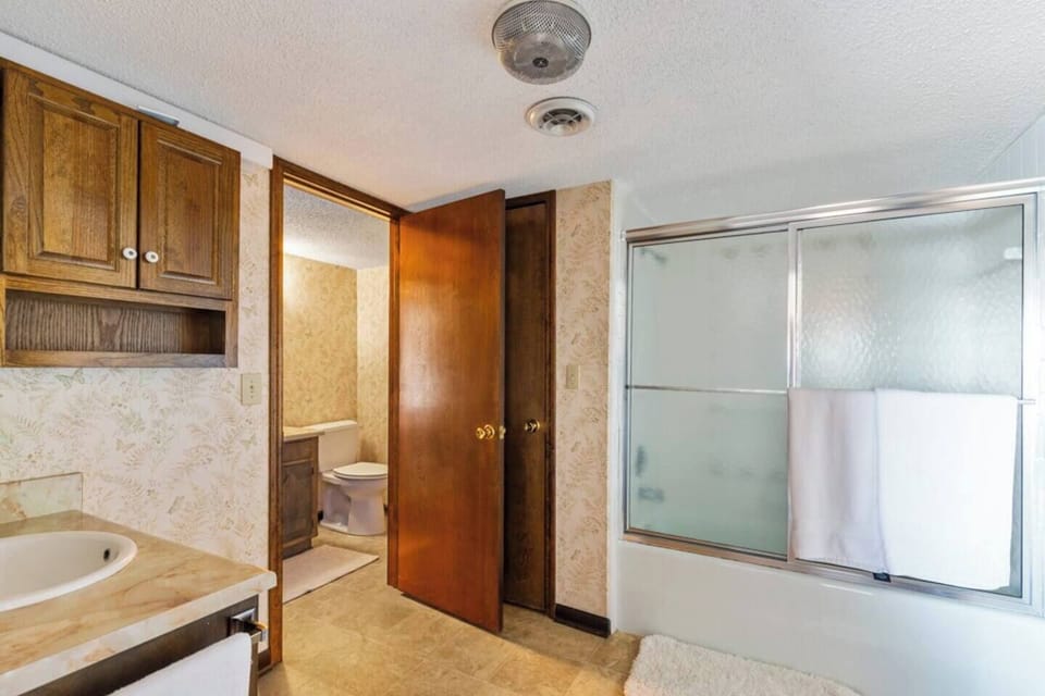 Bathroom 3