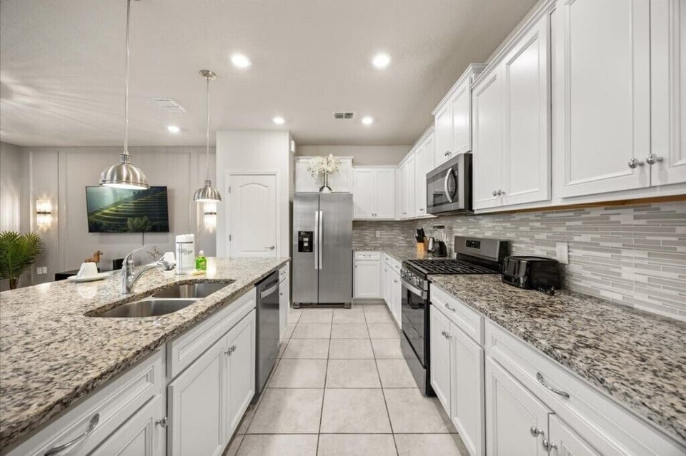 Whip up wonders: Our kitchen, where recipes come to life!