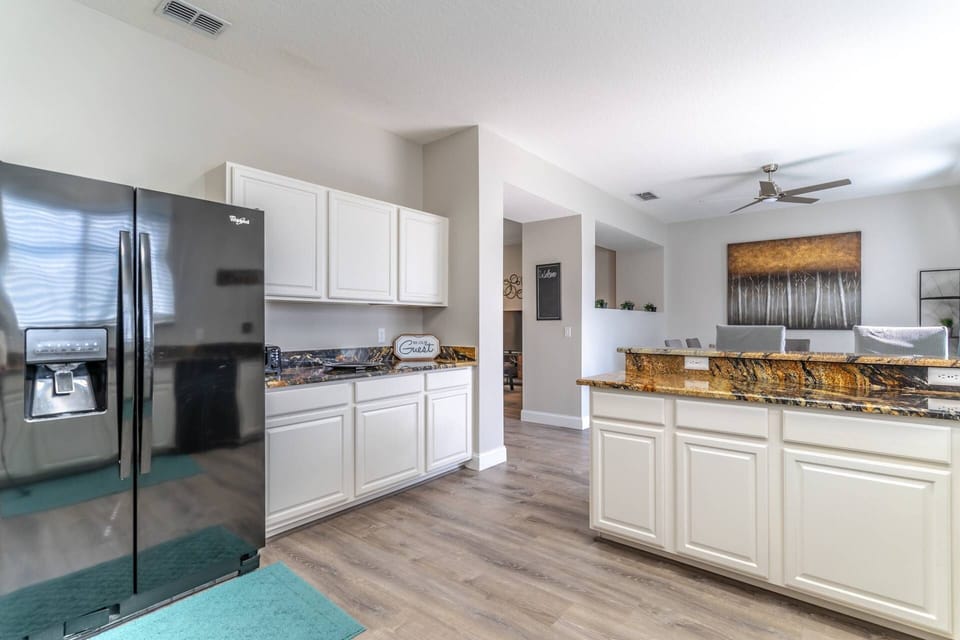 Laminate Floor Through the Kitchen Area
