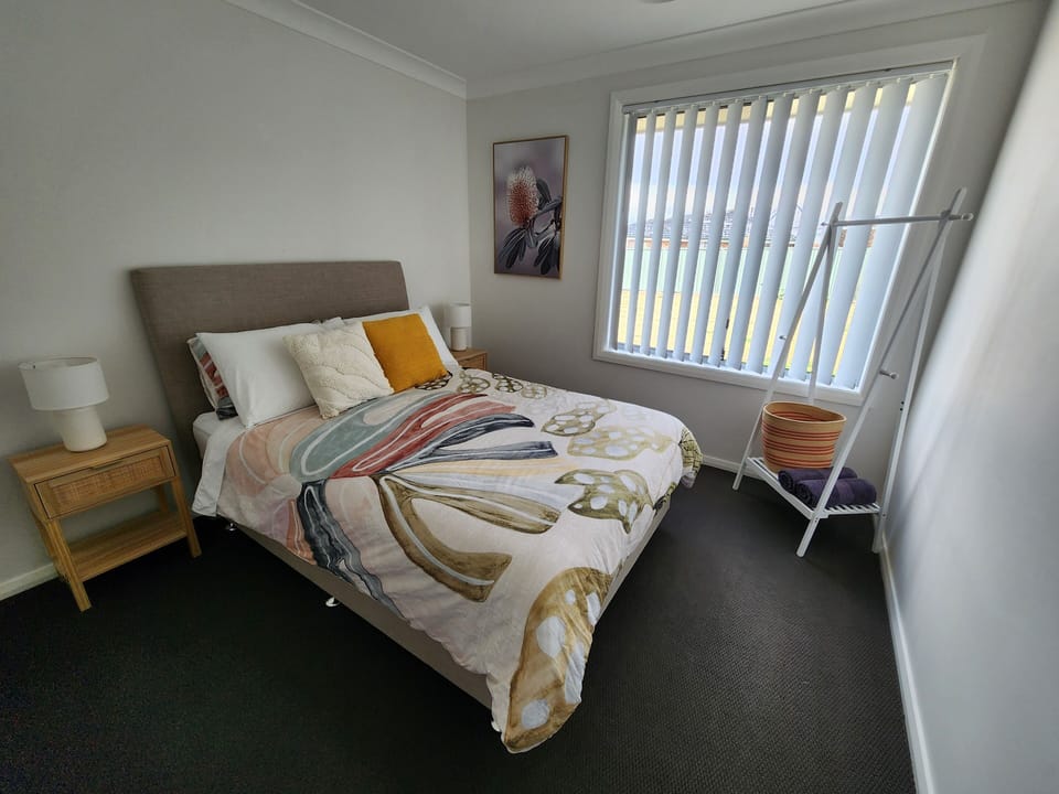 bedroom with double bed 