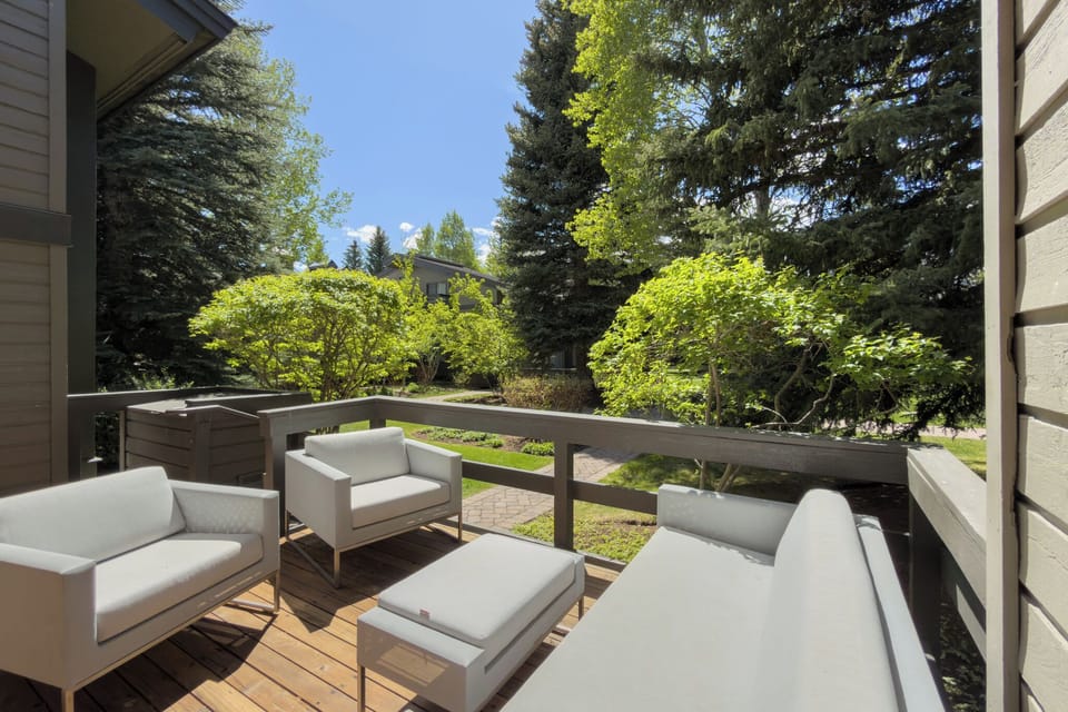 Deck at condo entry