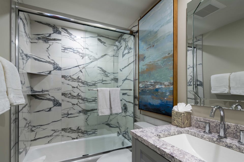 1st Floor Bathroom
