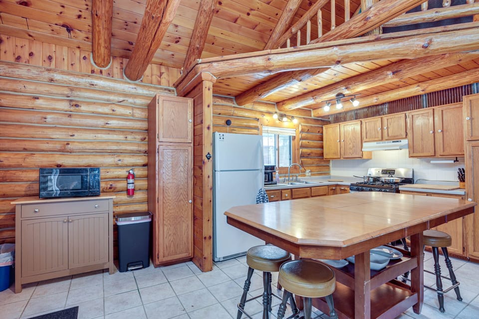 Kitchen | 1st Floor | Cooking Basics | Stove/Oven