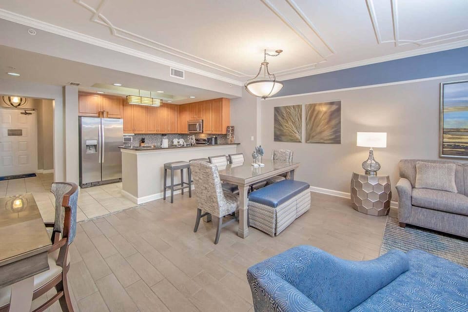 Spacious unit, accommodates up to 8 guests.