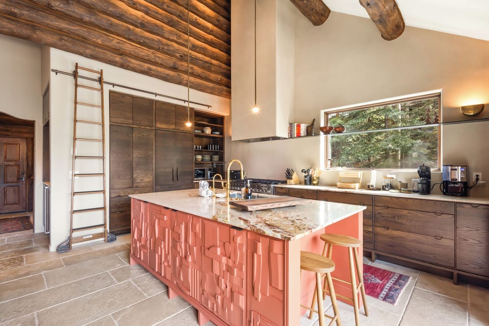 2.06-telluride-peaceful-easy-feeling-kitchen