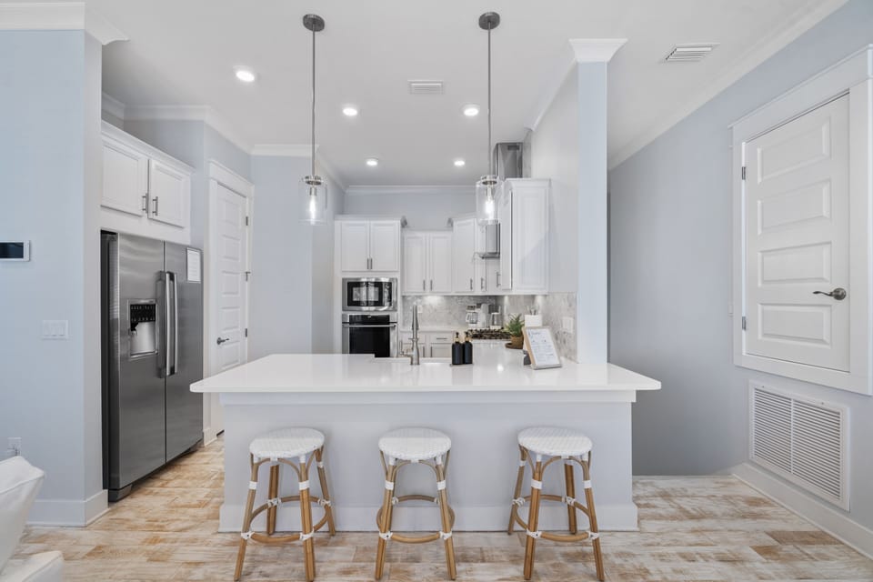 Pristine kitchen