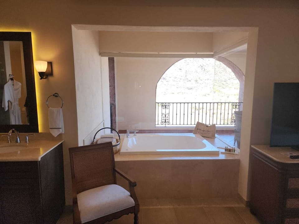 Master bedroom- bath