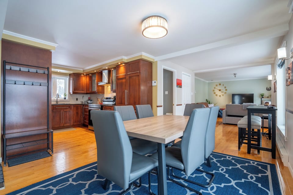 Dining room (2)