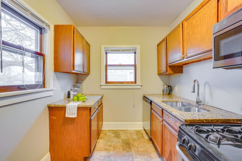 Kitchen | Equipped w/ Cooking Basics