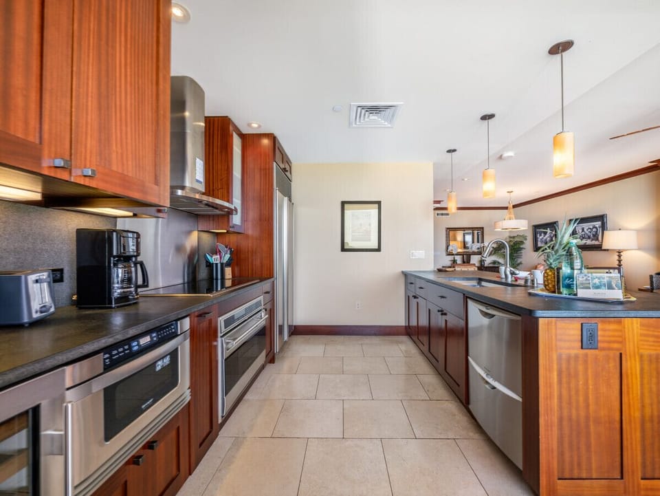 Fully equipped kitchen with stainless steel appliances