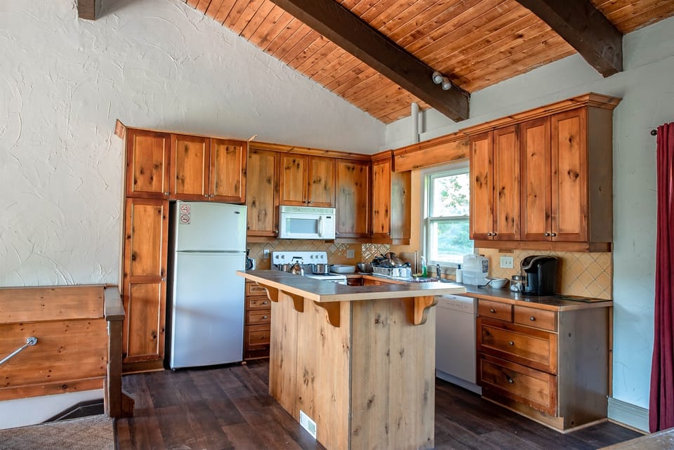 Fully stocked kitchen