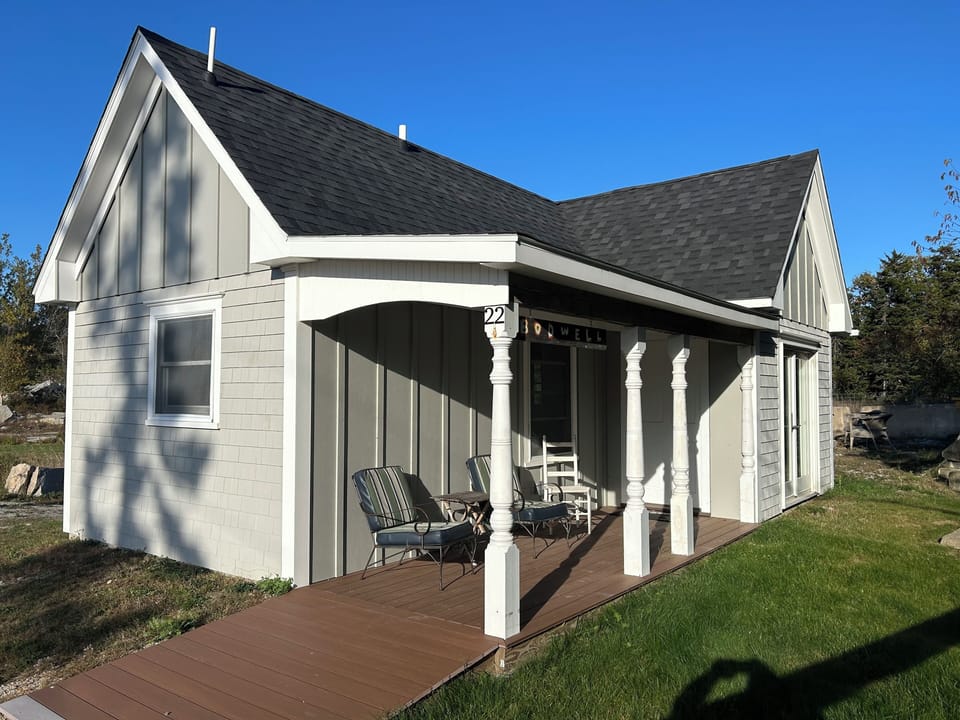 Bodwell Covered Porch