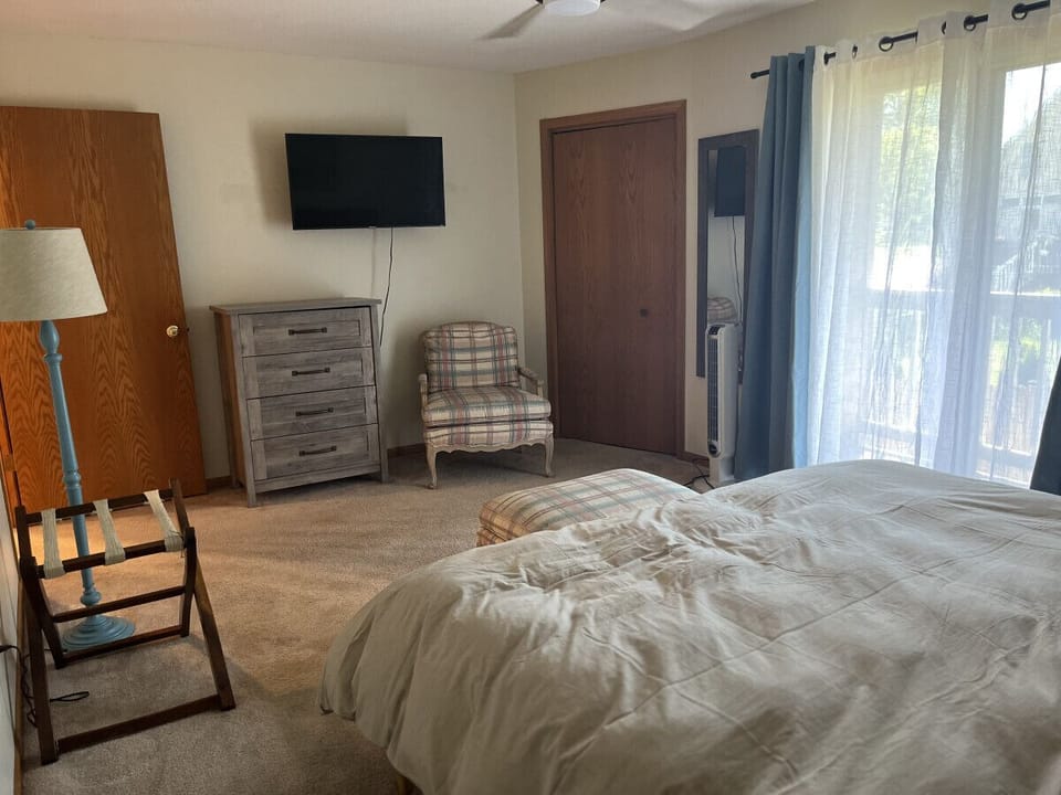 Bedroom with King bed