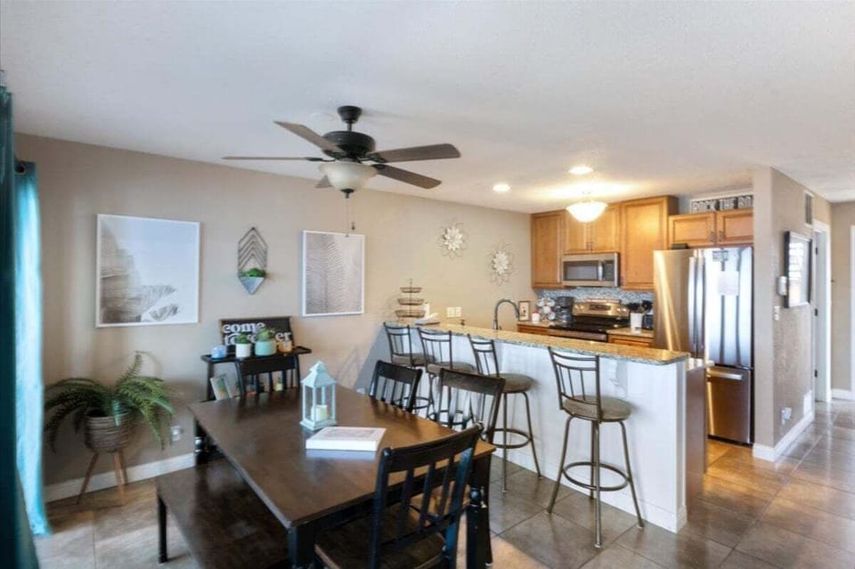 Newly updated appliances throughout