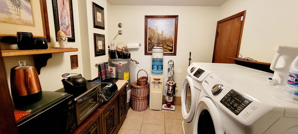 Butler and laundry room