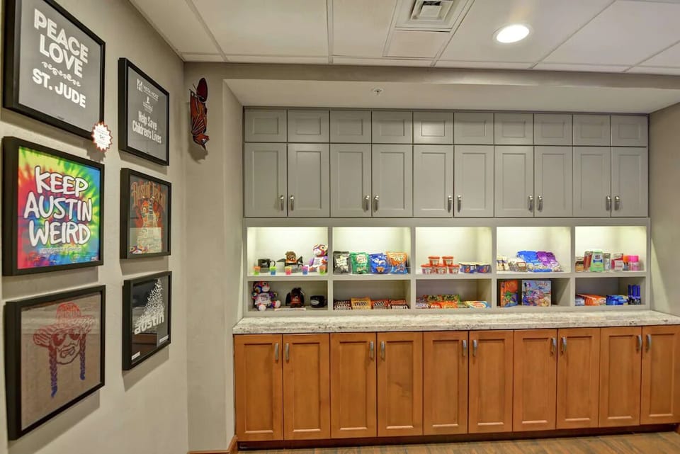 Snack bar