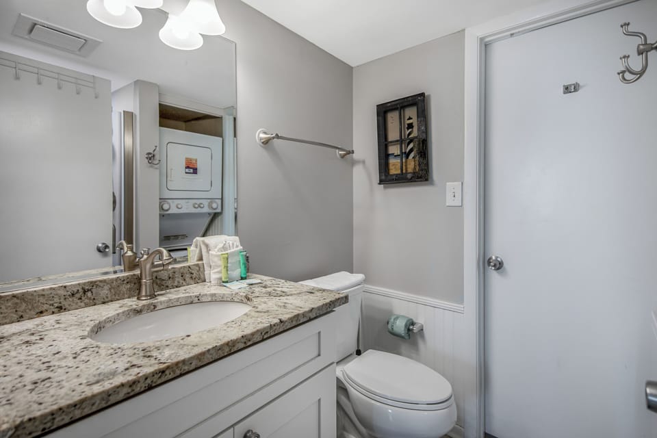 2nd Bathroom