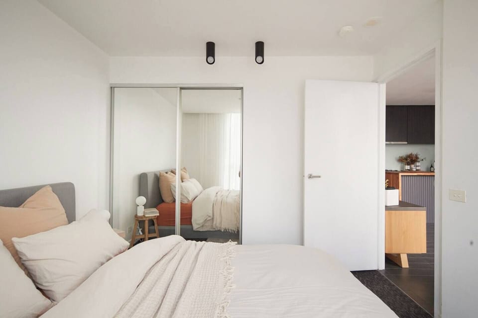 Easily unpack for longer stays, as the second bedroom features large mirrored inbuilt wardrobes for your convenience. 

