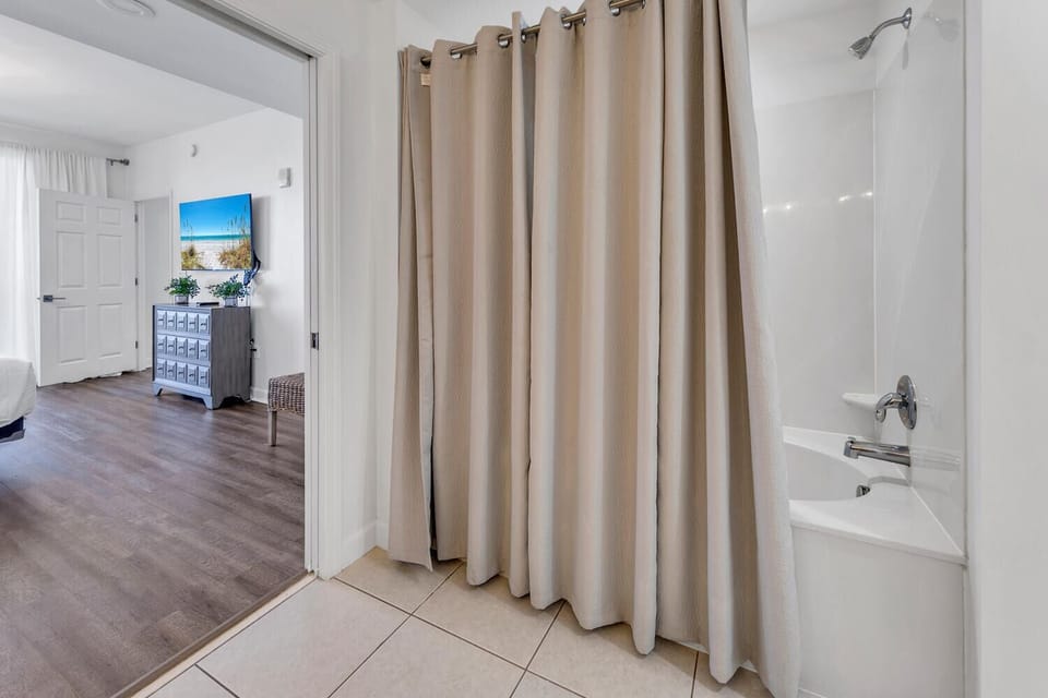 Master shower