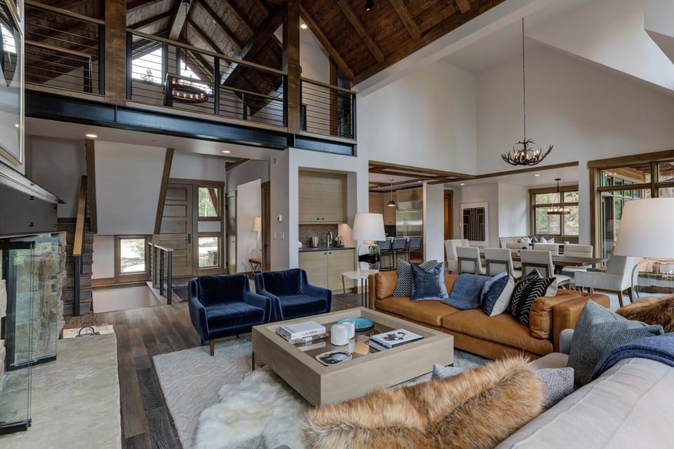 Home Decor, Furniture, Indoors, Living Room, House