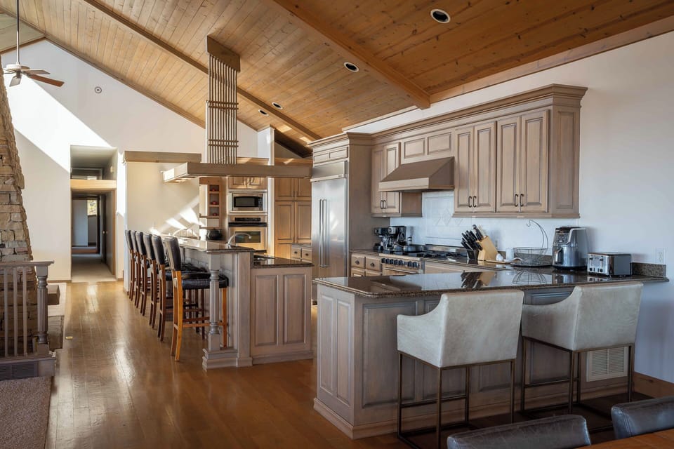 Breakfast bar