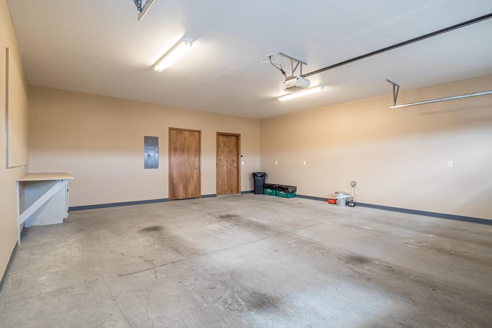 For those who travel with toys—and lots of them.