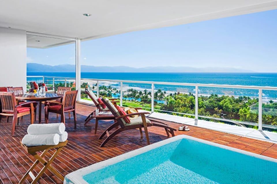 Gorgeous waterfront views from a seat or your own plunge pool 