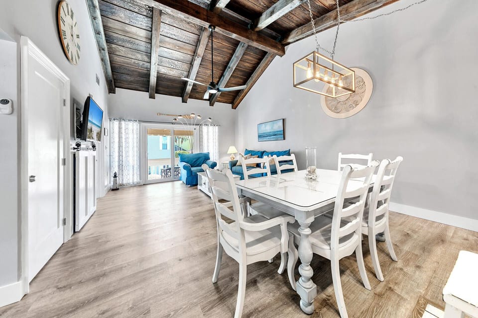 Dining Room Table With Seating For Six